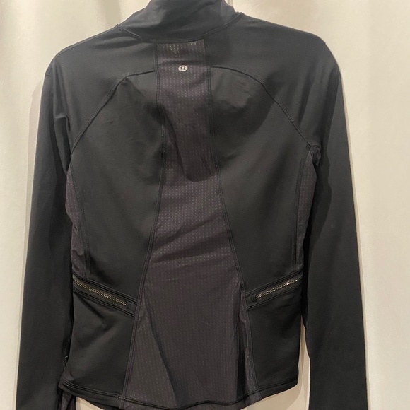 Lululemon - Half Zip Mesh Pullover - Picture 2 of 2